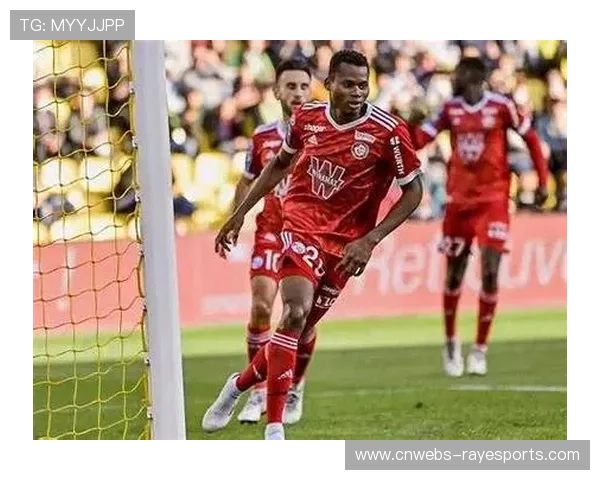 斯特拉斯堡vs梅斯：历史交锋主队六连胜，防线伤病成变数